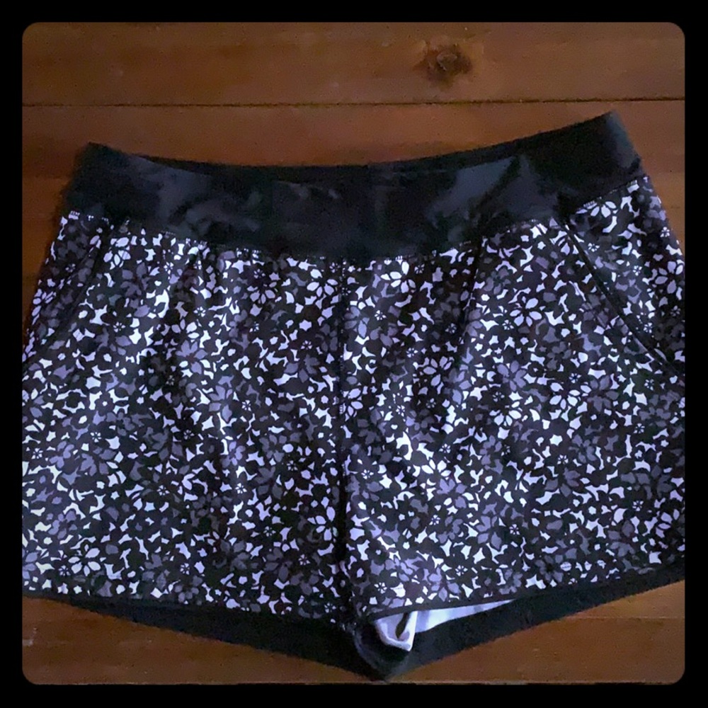 Lands end bathing suit shorts panty lined